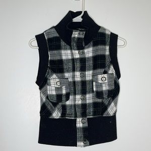 Cute Sweater Vest - Black and White Plaid snap buttons